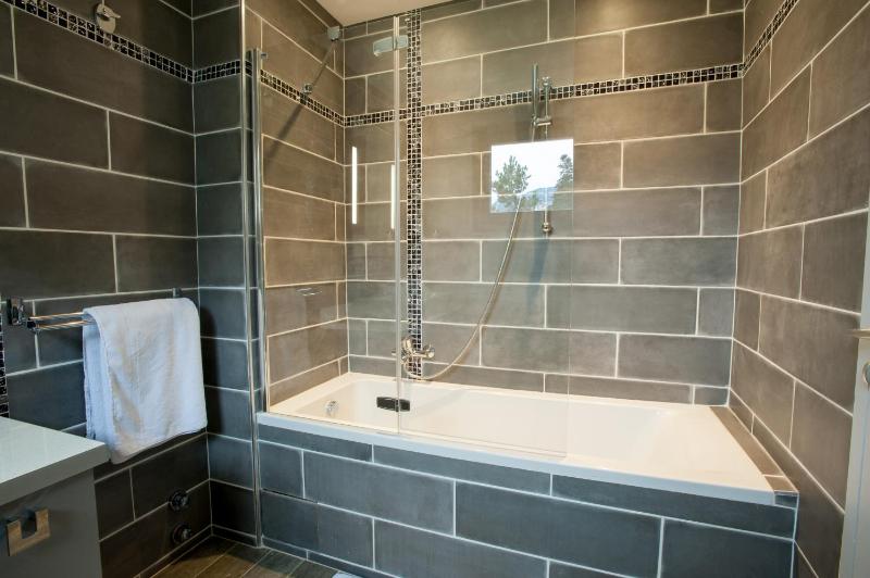 Charm Double Room image 2