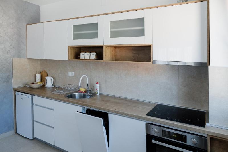 Superior Apartment image 2
