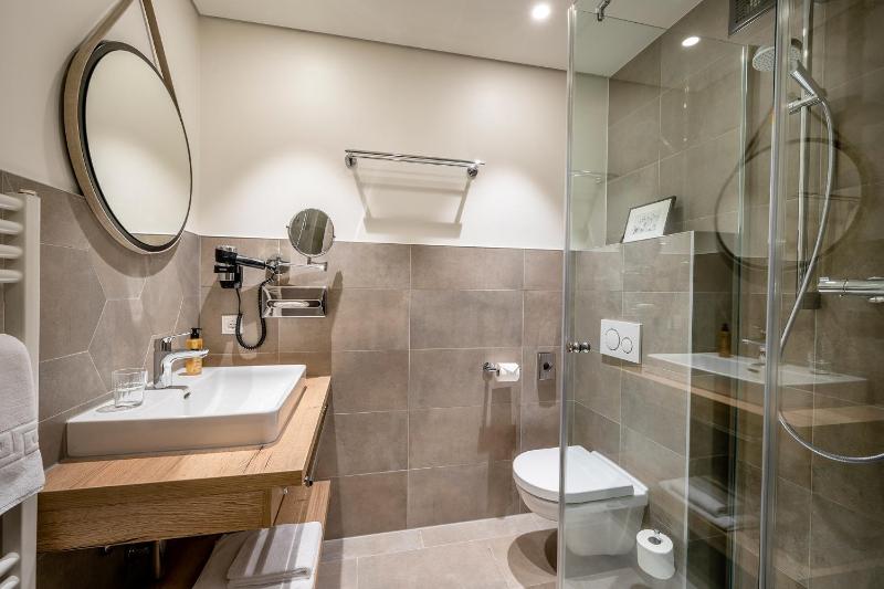 Single Room image 2