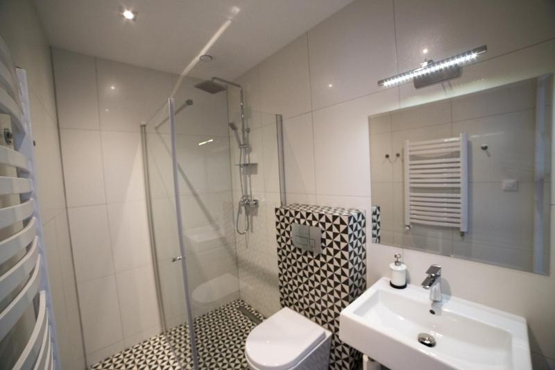 Quadruple Room with Bathroom image 2