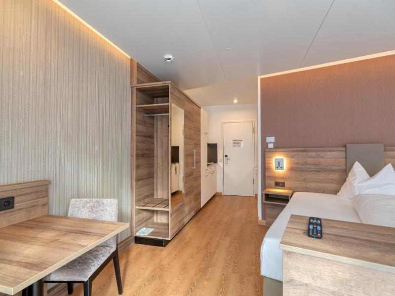Deluxe Apartment image 3