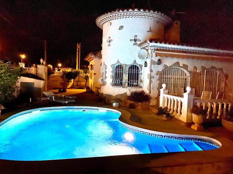 MEDDAYS VILLA LAGUN ETXEA - image 1