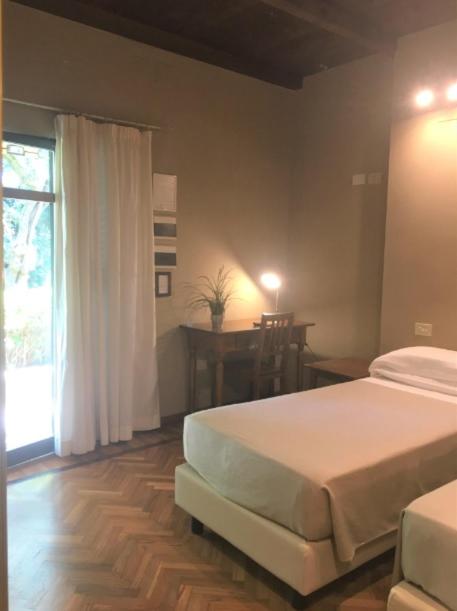 Twin Room image 1