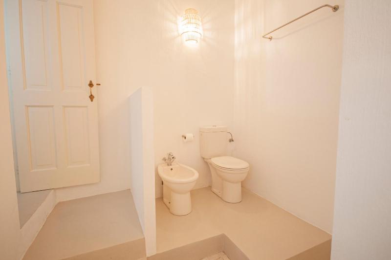 971 Hotel Con Encanto - image 4