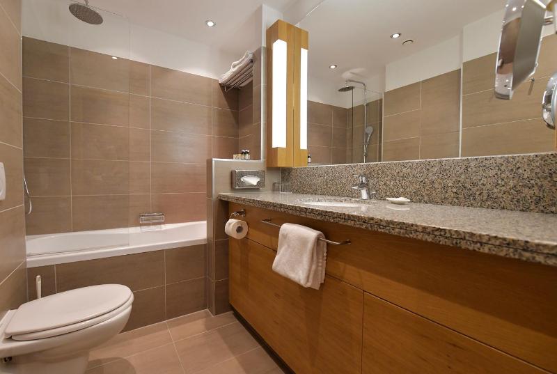 Comfort Double Room with Balcony image 3
