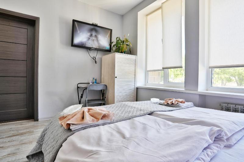 Deluxe Double Room with Shower image 2