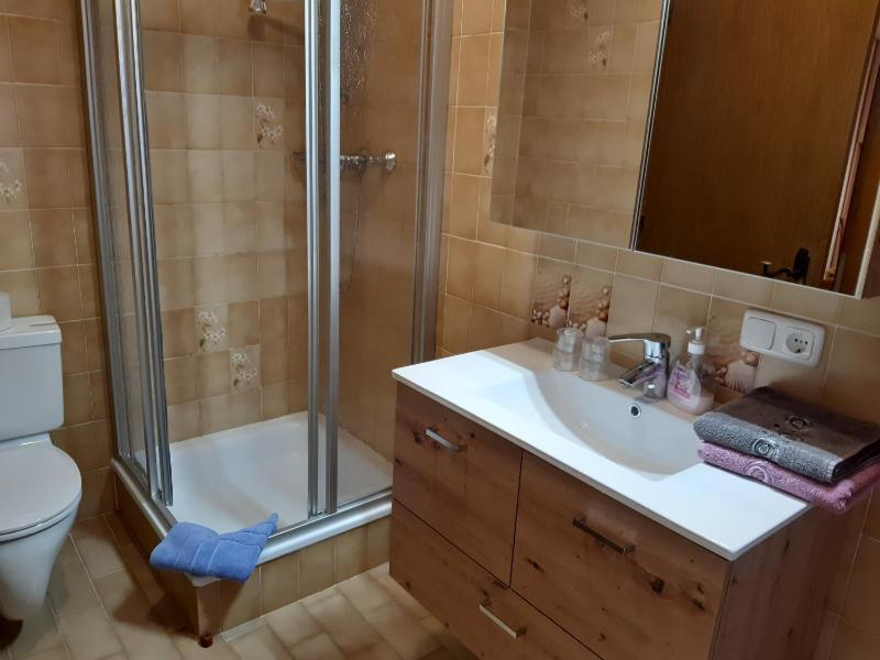 Zimmer mit Kochecke OHNE Balkon image 1