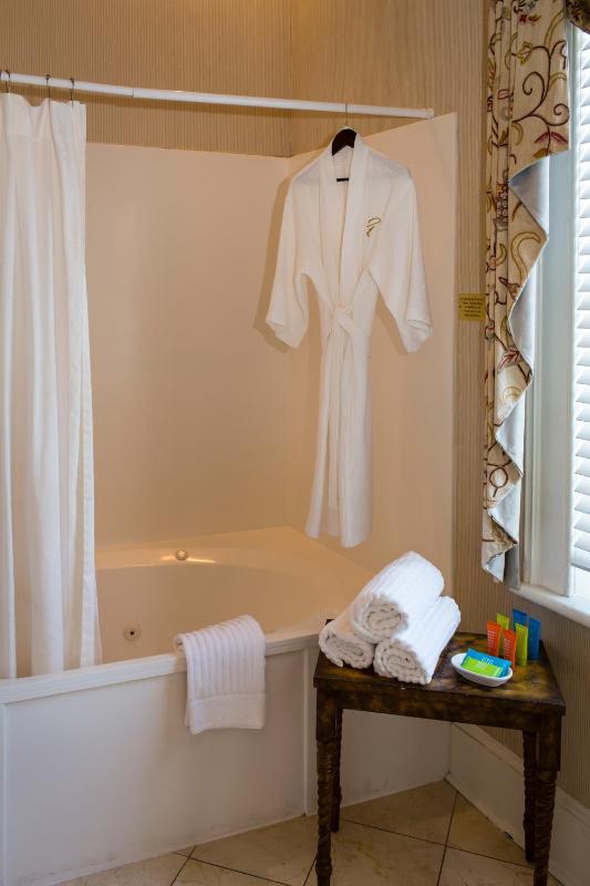 The Gastonian Historic Inns of Savannah Collection - image 39