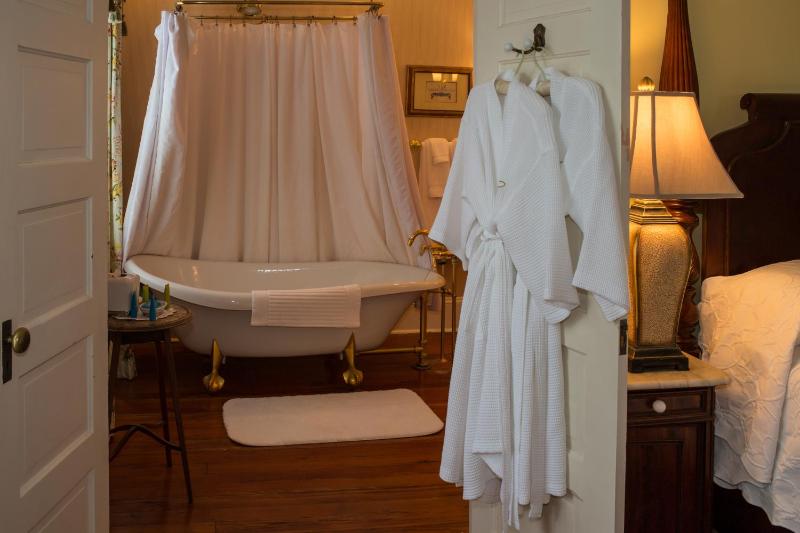 The Gastonian Historic Inns of Savannah Collection - image 47