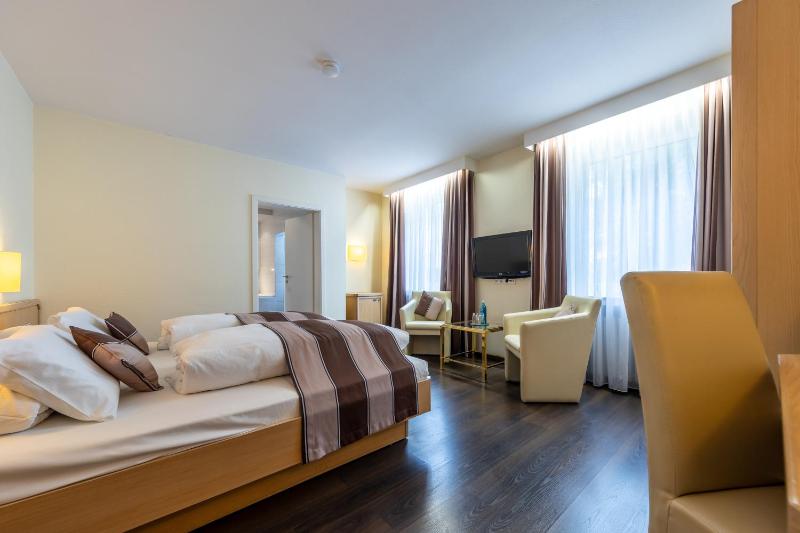 Comfort Double Room image 2