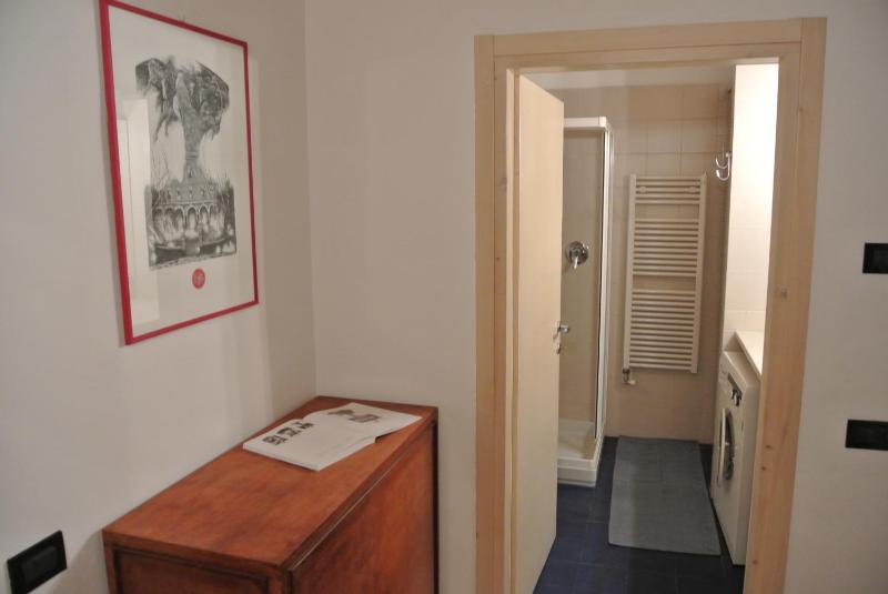 Double or Twin Room with Private External Bathroom image 3