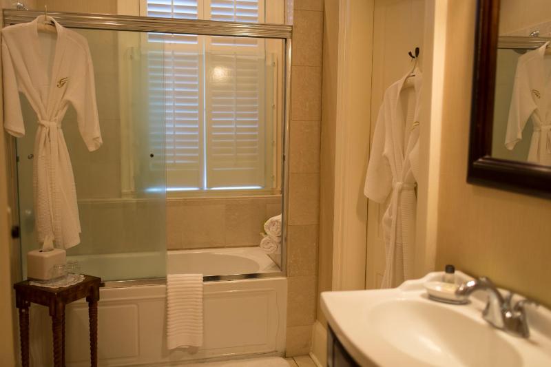 The Gastonian Historic Inns of Savannah Collection - image 37