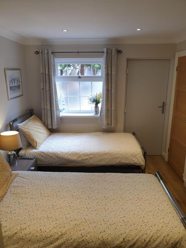 Three-Bedroom Cottage image 4