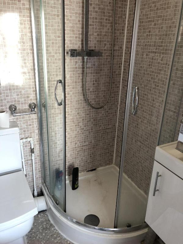 Super King Double or Twin Room image 2