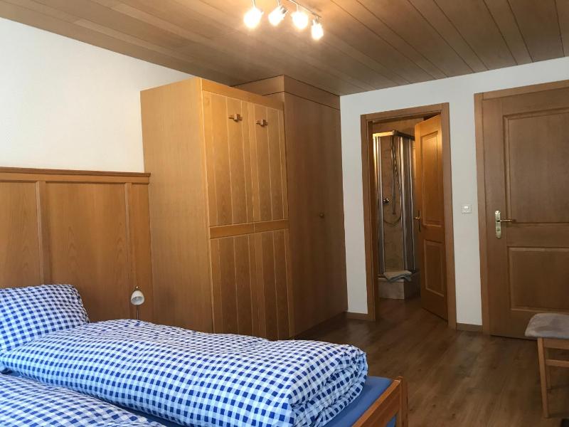Double Room image 3