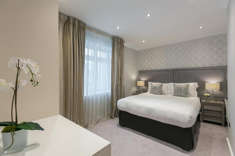 Superior Two-Bedroom Apartment image 1