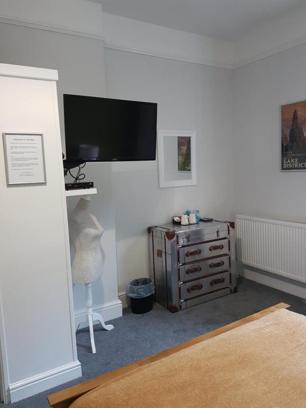 Double Room image 1