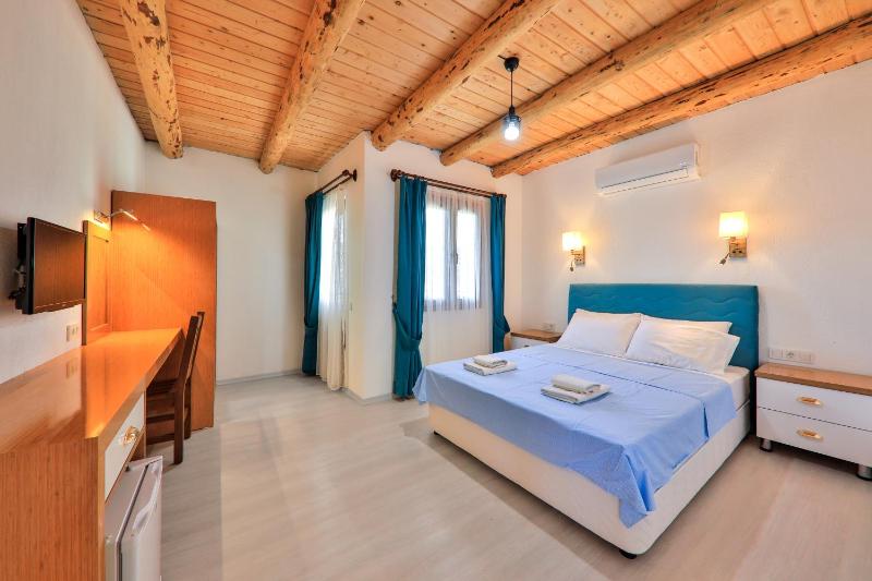 Superior Double Room image 1