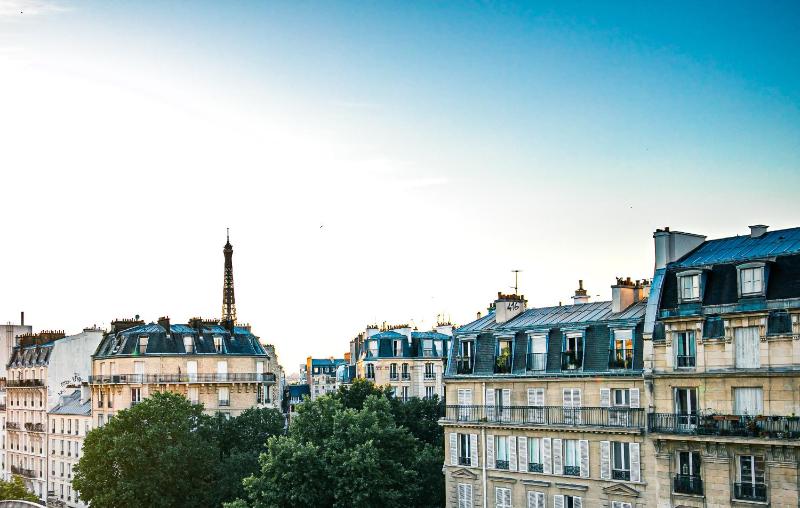 Double or Twin Room image 4