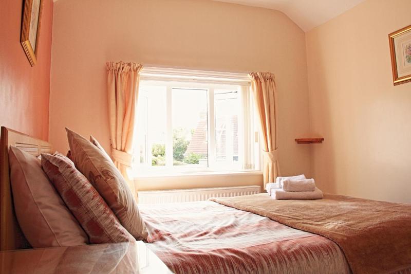 Double Room with Garden View image 1