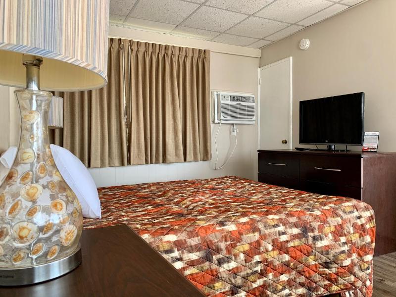 Cabana Motel - image 43