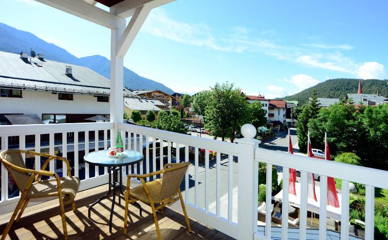 Comfort Double Room with Balcony or Terrace image 2