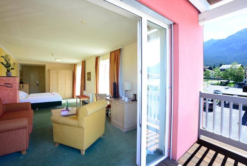 Superior Double Room with Balcony or Terrace image 3