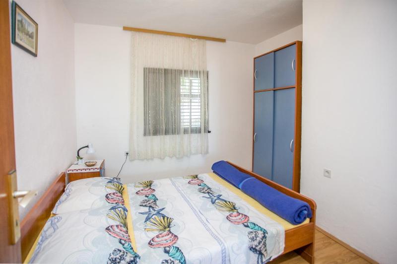 FAMILY HOLIDAYS APARTMENT - image 25