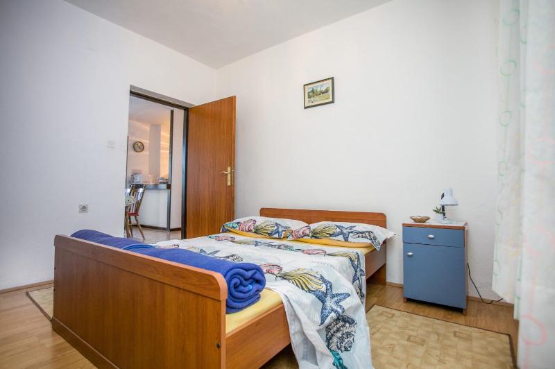 FAMILY HOLIDAYS APARTMENT - image 18