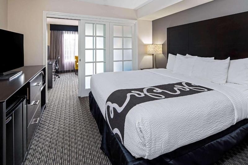 King Suite image 3