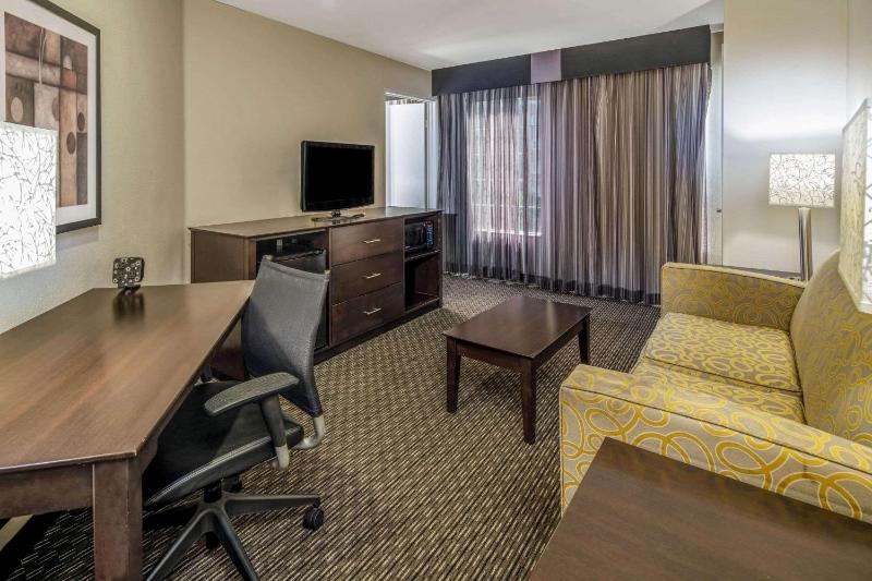 Suite image 1
