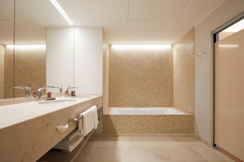 Suite image 2
