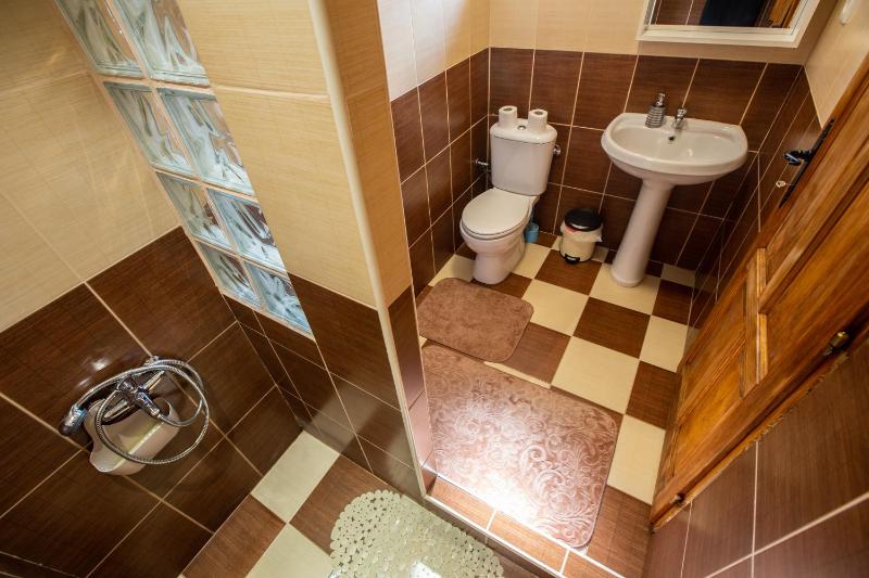 Studio Apartment image 4