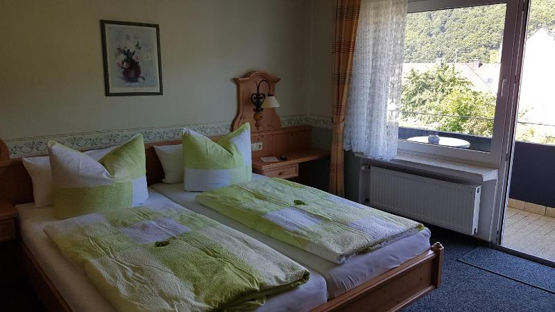 Double Room with Balcony image 2