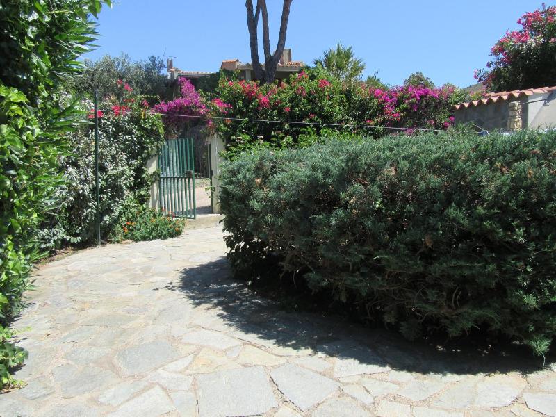 Three-Bedroom Villa image 3