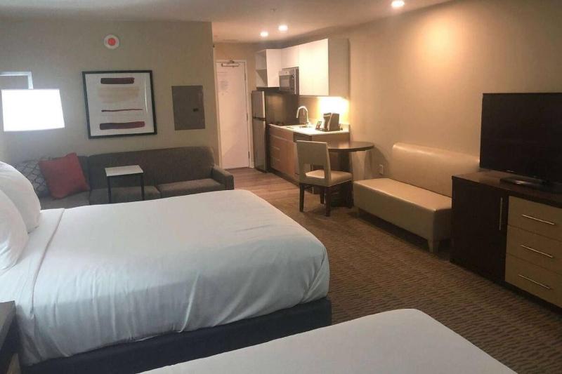 2 Queen Beds, Mobility/Hearing Access Studio Suite, Tub w/Grab Bars, Non-Smoking image 2
