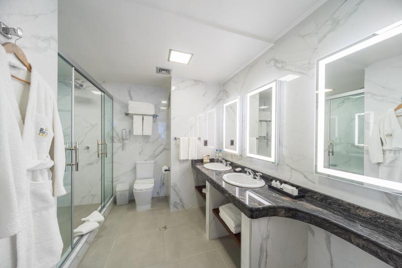 Ritz Apart Hotel - image 15