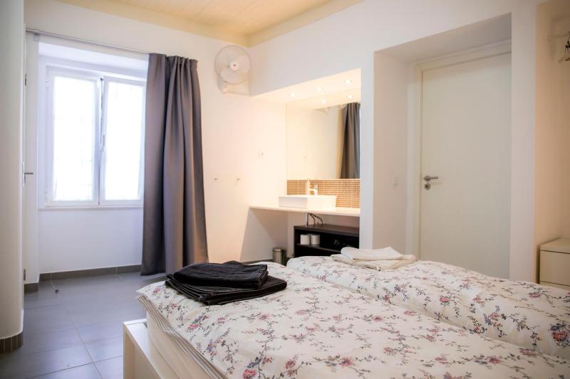 Standard Apartment image 4