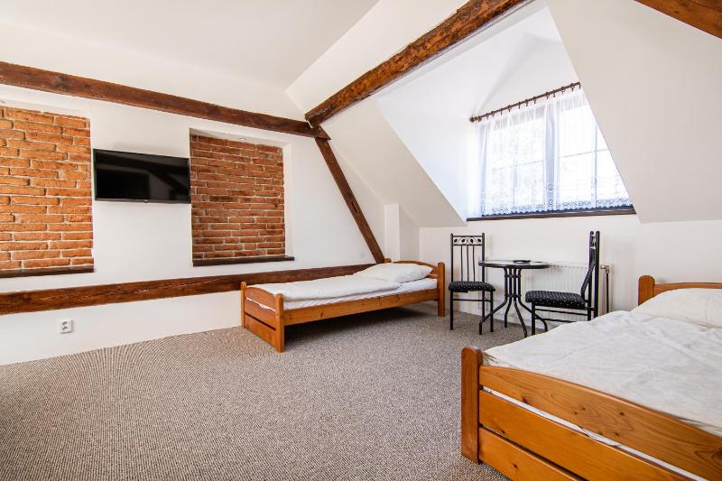 Quadruple Room with Bath image 1