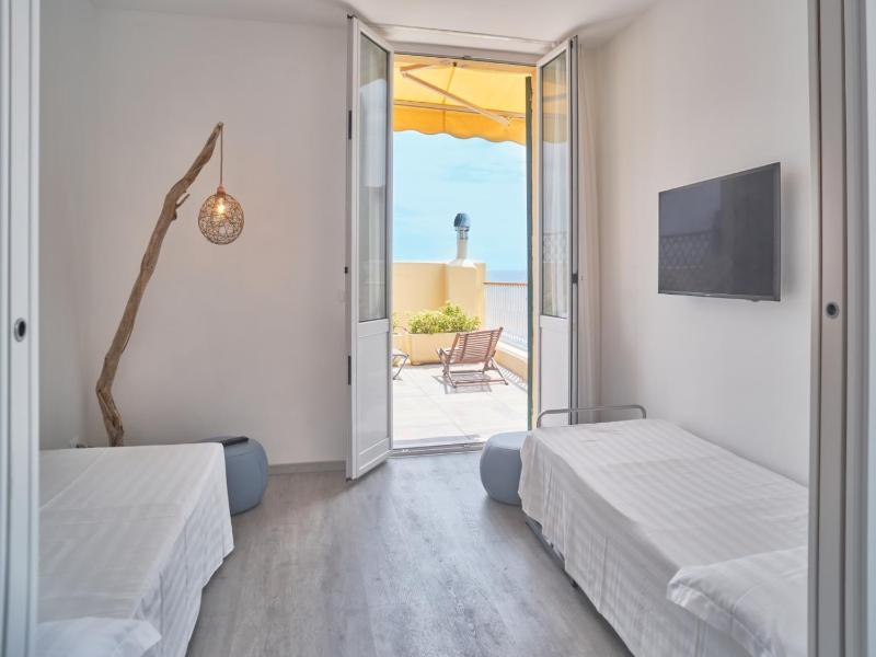 Hotel Medusa - image 22