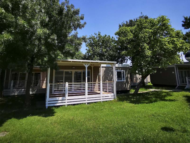 Mobile Home Prestige image 1