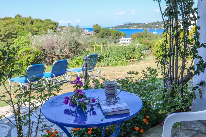 Studio with Sea View image 2