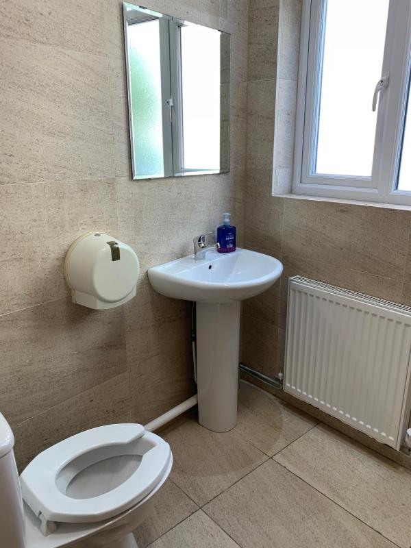 Quadruple Room image 2