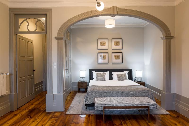 Gallery Townhouse & Home - image 20