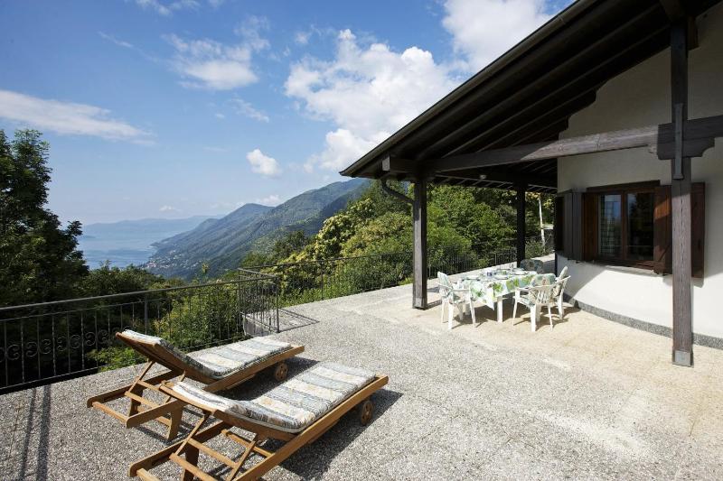 Two-Bedroom Holiday Home image 2