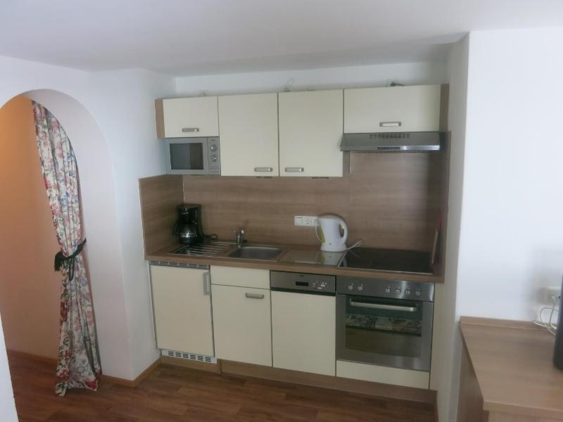 One-Bedroom Apartment with Balcony image 3