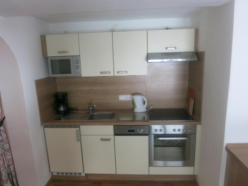 One-Bedroom Apartment with Balcony image 2