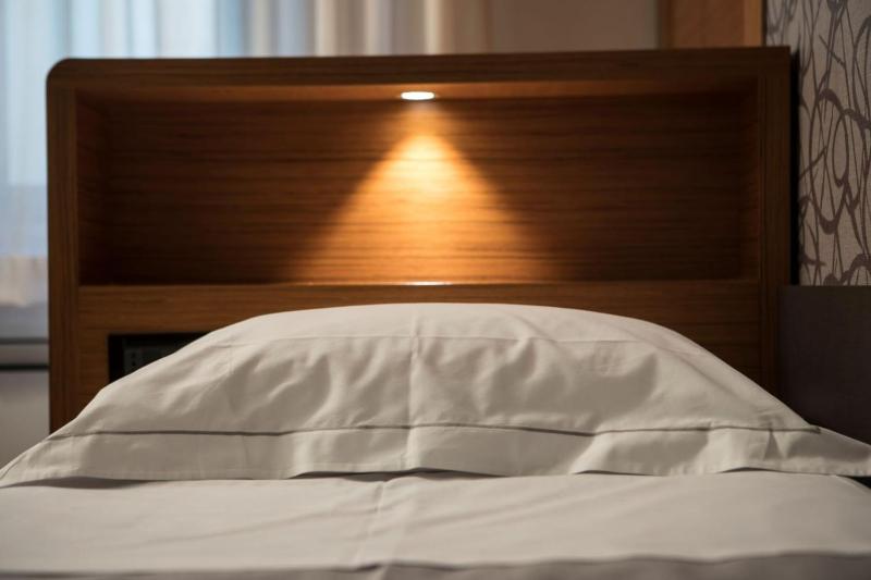 Standard Single Room image 4