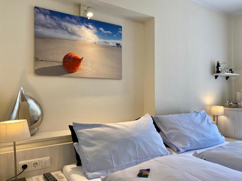Hotel Garni Dünennest - image 22