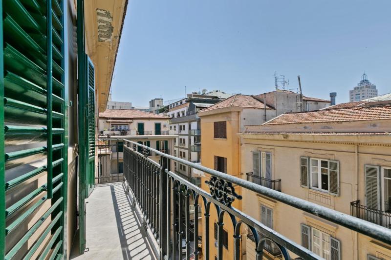 GuestHost - NotHotel Palermo Luxury Guest House - image 6